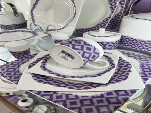 طقم سفره تايلندي ٩٩ قطعه ١٢ شخص