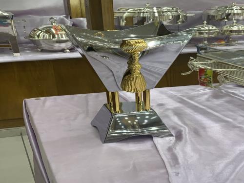 مبخره فضي ذهبي ٢٤ سم