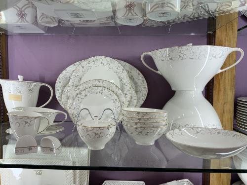 طقم سفره 12 شخص