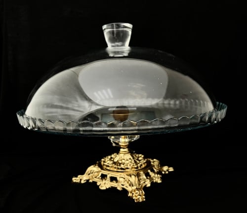 Stand with glass cover