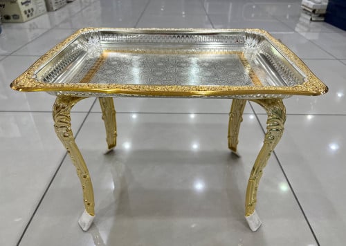 طاوله معدن حجم صغير