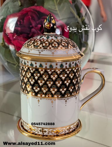 كوب نقش يدوي