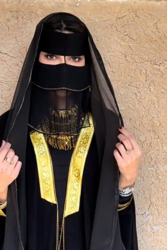A16-طقم برقع-طرحة- مسرح