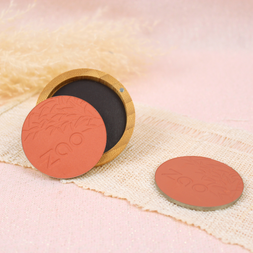 أحمر الخدود