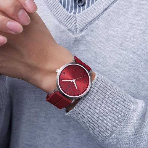 ساعة عصرية بأرقام عربية رجالي من ماكسويل