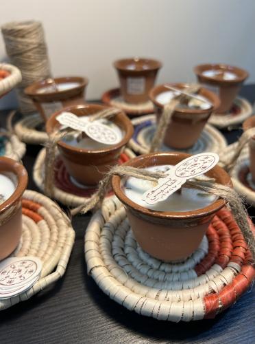 شمعة فنجان الفخار