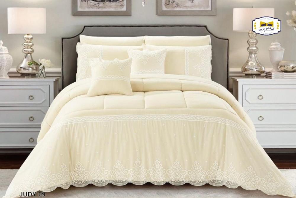 مفرش لونا  دانتيل عرائس نفرين فاخر8 قطع