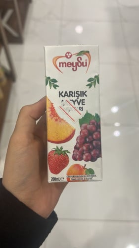 عصير فواكه مشكل