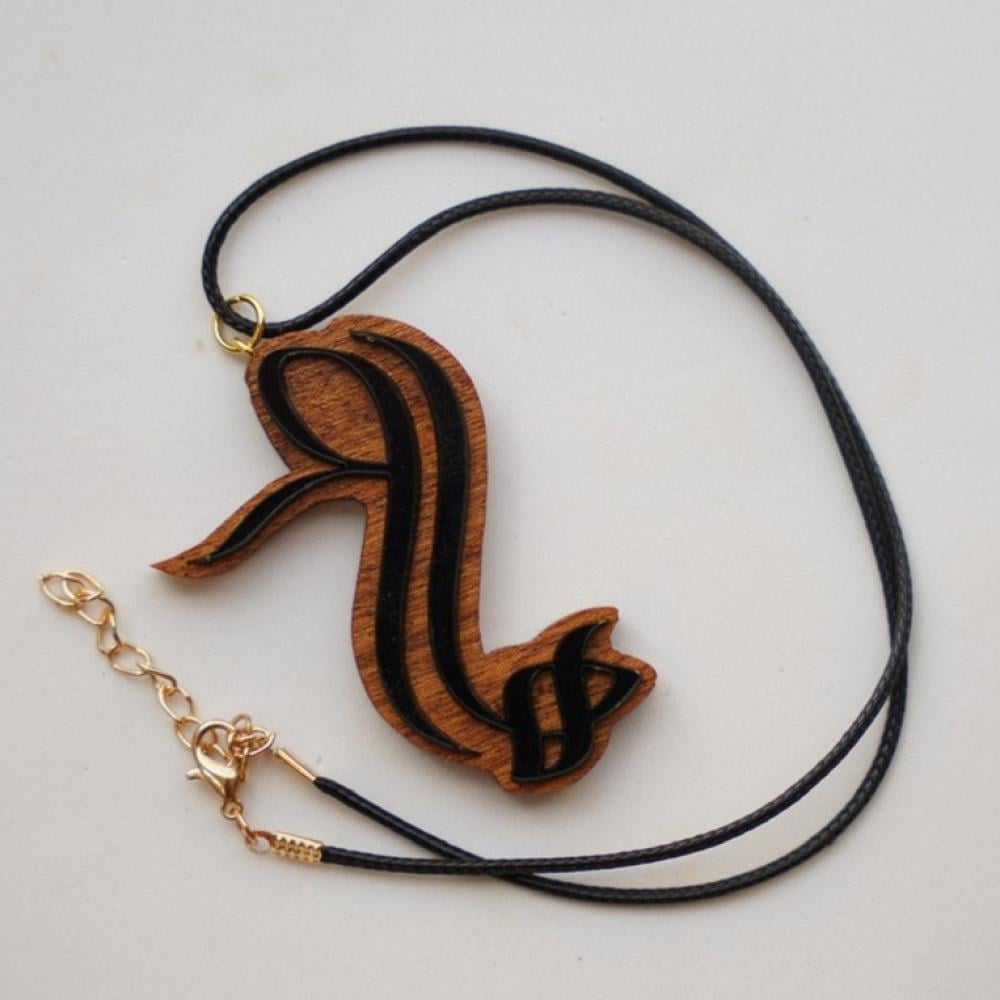 ميدالية خشب وأكريليك