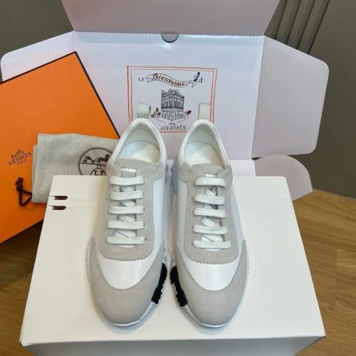 Bouncing sneaker