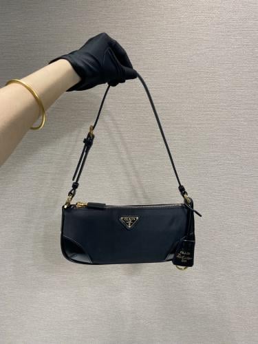 Prada Re-Edition 2002 small leather shoulder bag