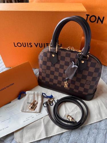 lv bb alma