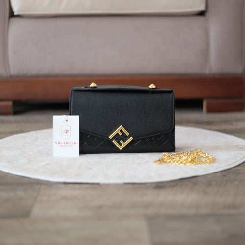 شنط فندي F102