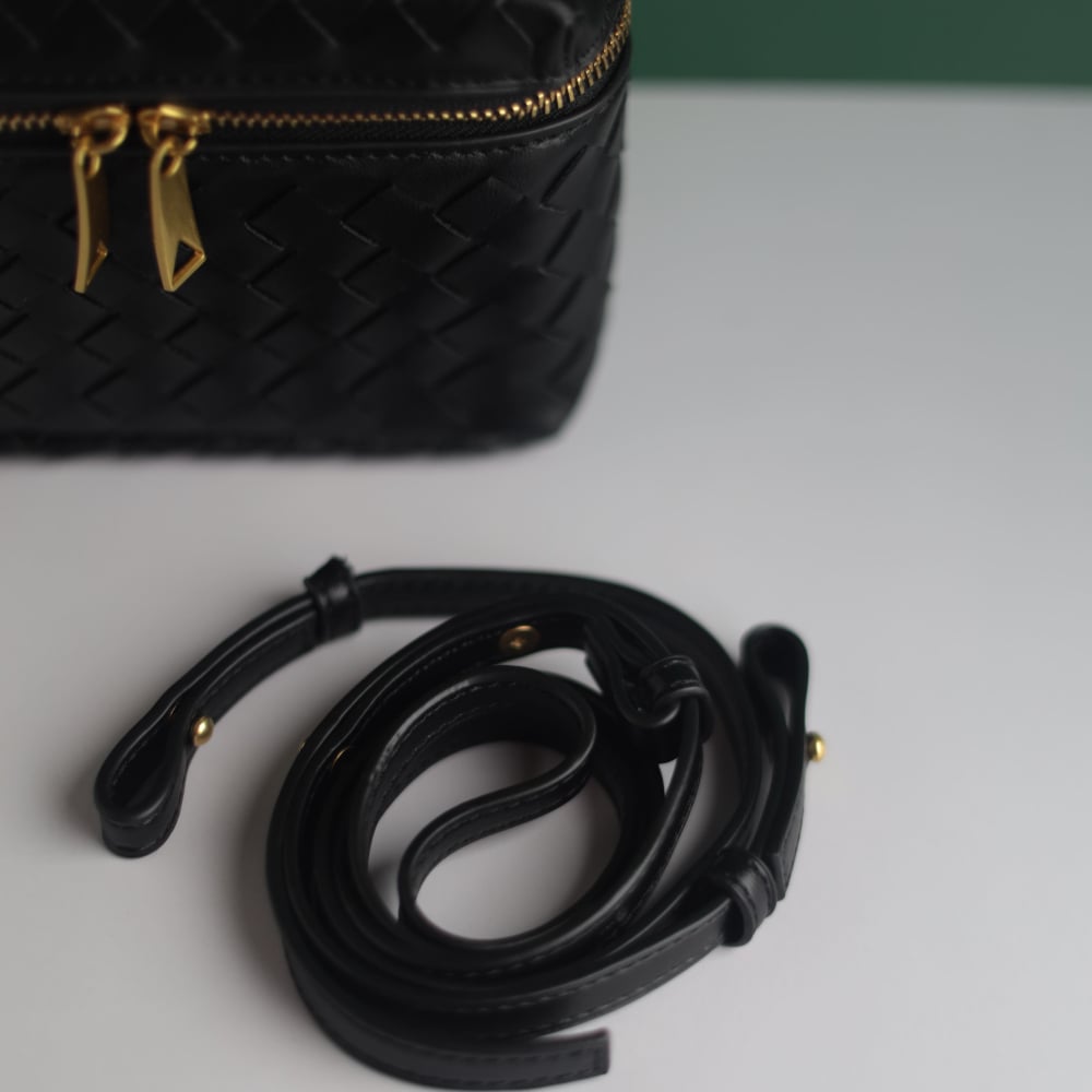 Bottega Bang Bang Bag BT107