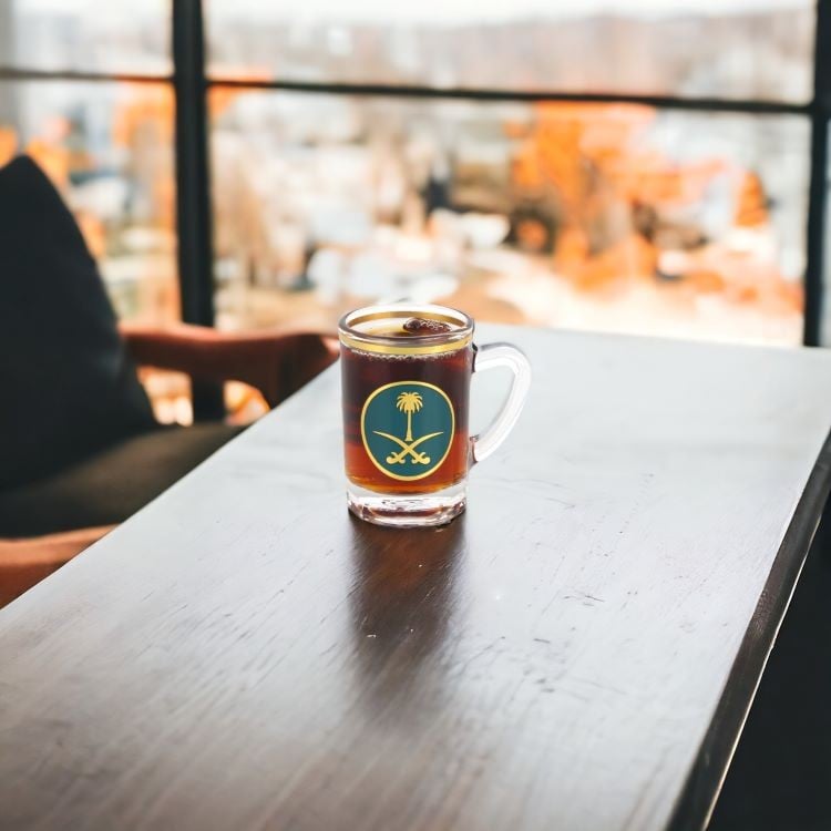 بيالة سيفين ونخلة اخضر