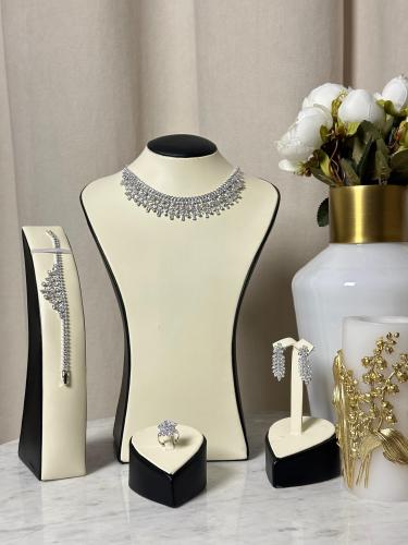 طقم اكسسوار  A1348