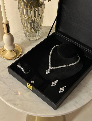 طقم اكسسوار     A1291