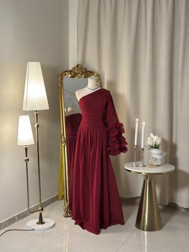 6150-  فستان برغندي فاخر بتصميم جذاب