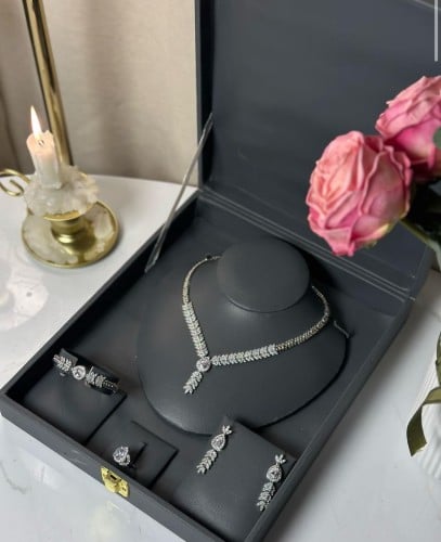 طقم اكسسوار زيركون A389