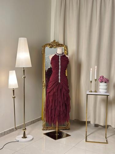 6280-فستان برغندي بتصميم جميل