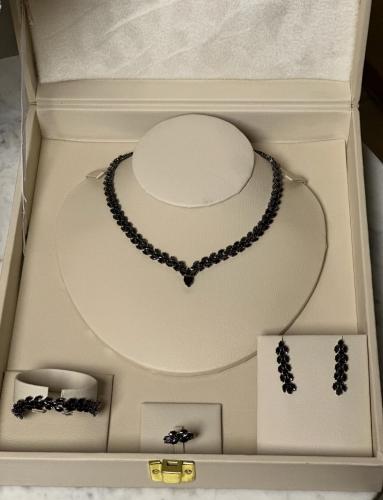 طقم اكسسوار  A1330