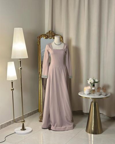 5673 - فستان سهرة أنيق بتفاصيل فاخرة