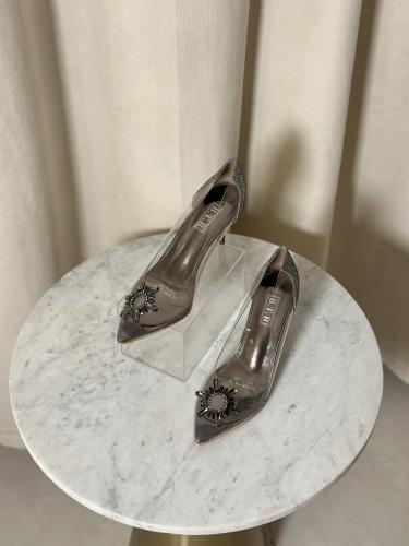 كعب انيق CC180612