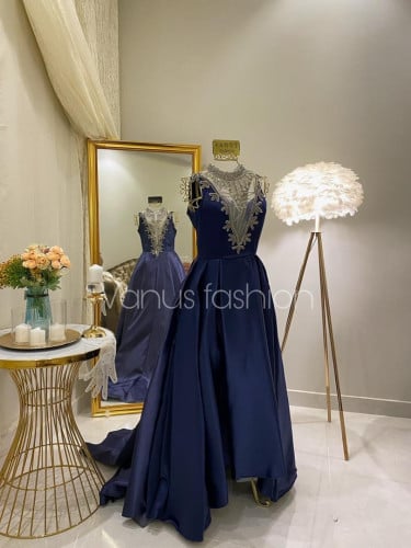 فستان سهرة طويل مع القلفز 3541