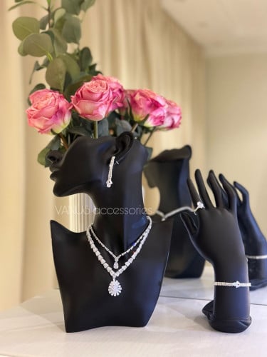 A146 Women's Crystal Set