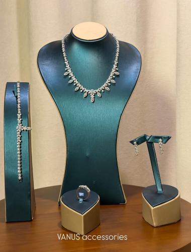 طقم اكسسوار   A1361