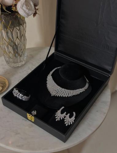 طقم اكسسوار     A1288