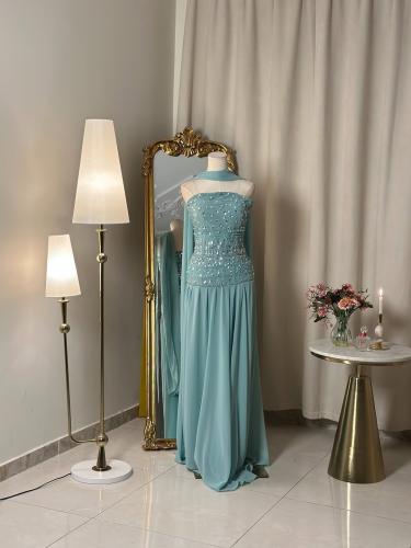 6435-  فستان سهرة أزرق سماوي بتصميم راقي وجذاب