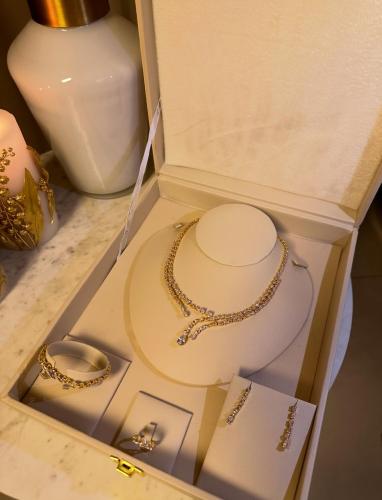 طقم اكسسوار     A1308