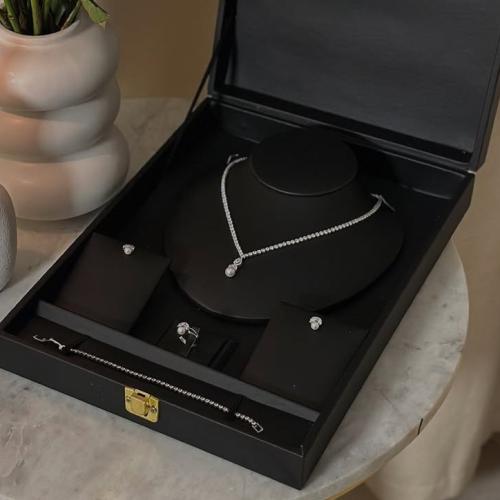 طقم اكسسوار  لولو  A978