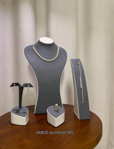 طقم اكسسوار لولو  A1370