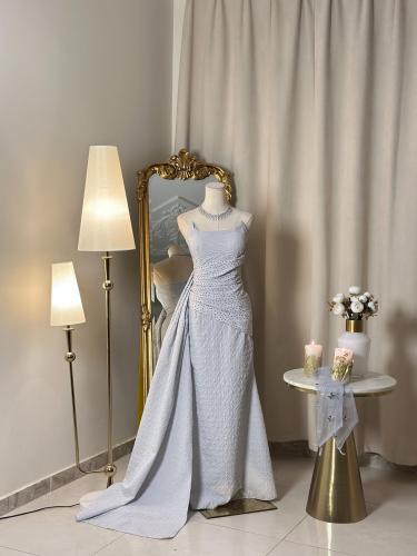 6485-   فستان سهرة طويل مع قلفز