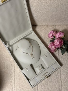 طقم اكسسوار  ( 2 لونين) A487