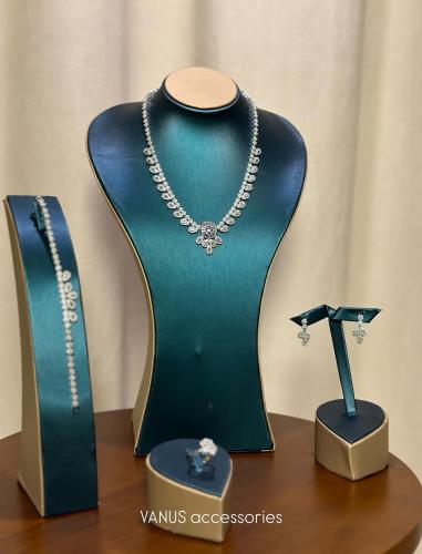 طقم اكسسوار   A1359