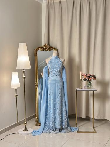 6383 -  فستان سماوي فخم بتطريز ناعم