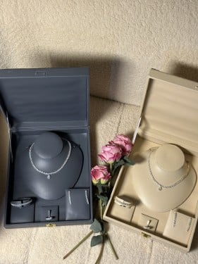 طقم اكسسوار  ( 2 لونين) A500