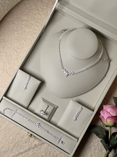 طقم اكسسوار كريستال A452