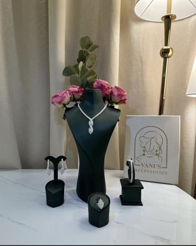 طقم كريستال نسائي A159