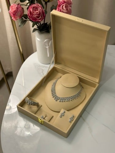 طقم زيركون نسائي A279