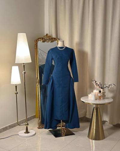 5706 -فستان  بقصة أنيقة متوفر بلونين