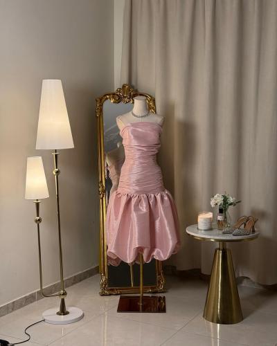 5602 -فستان وردي بتصميم مبتكر ولمسة فاخرة