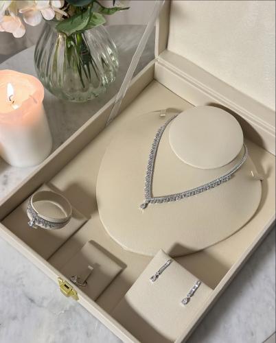 طقم اكسسوار   A1044