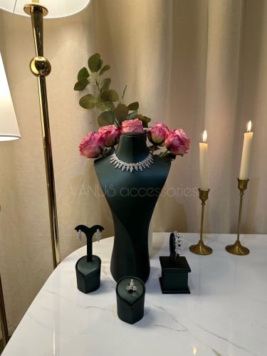 طقم تشوكر نسائي ( 2 لونين ) A259