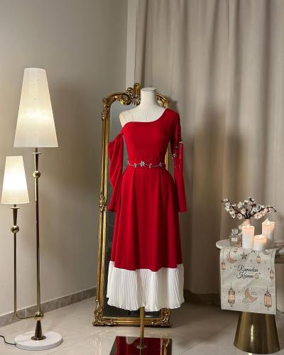 فستان أنيق باللون الأحمر وطبقة بيضاء 5564
