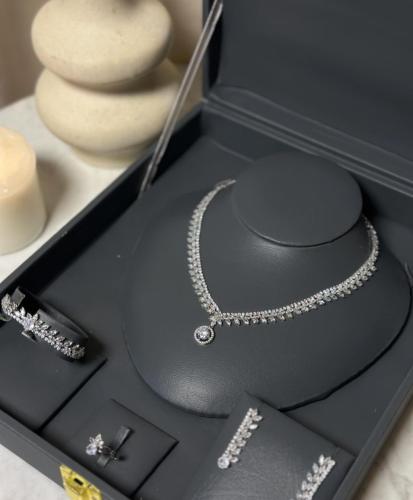 طقم اكسسوار  A675