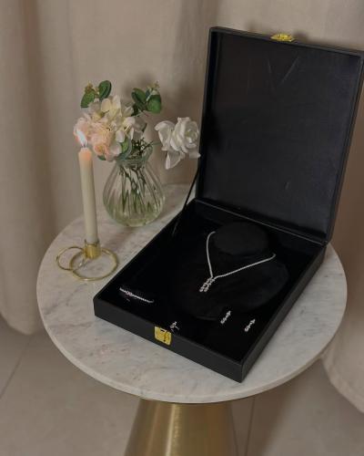 طقم اكسسوار  A1177 (7 الوان)